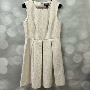 Liz Claiborne‎ cream dress with gold thread with flair structured skirt size 8